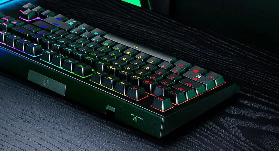 מקלדת Razer BlackWidow V4 Tenkeyless HyperSpeed